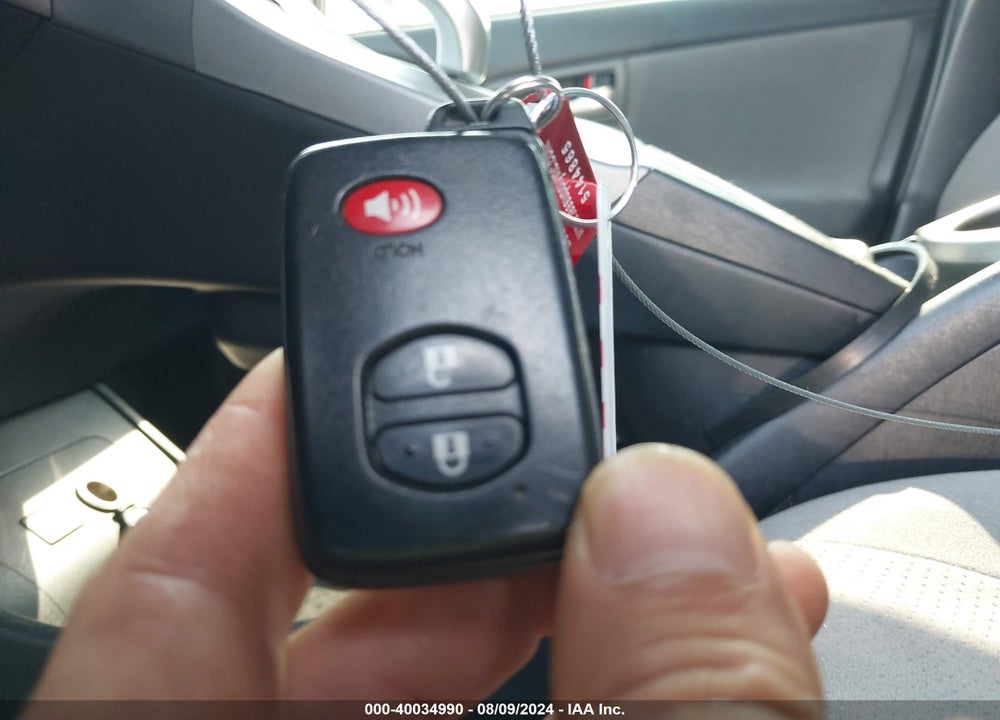 2014 TOYOTA PRIUS THREE VIN: JTDKN3DU6E1745264