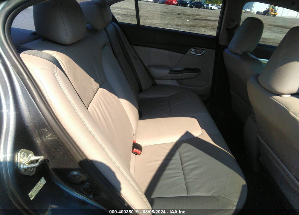 2013 HONDA CIVIC HYBRID VIN: 19XFB4F3XDE002882