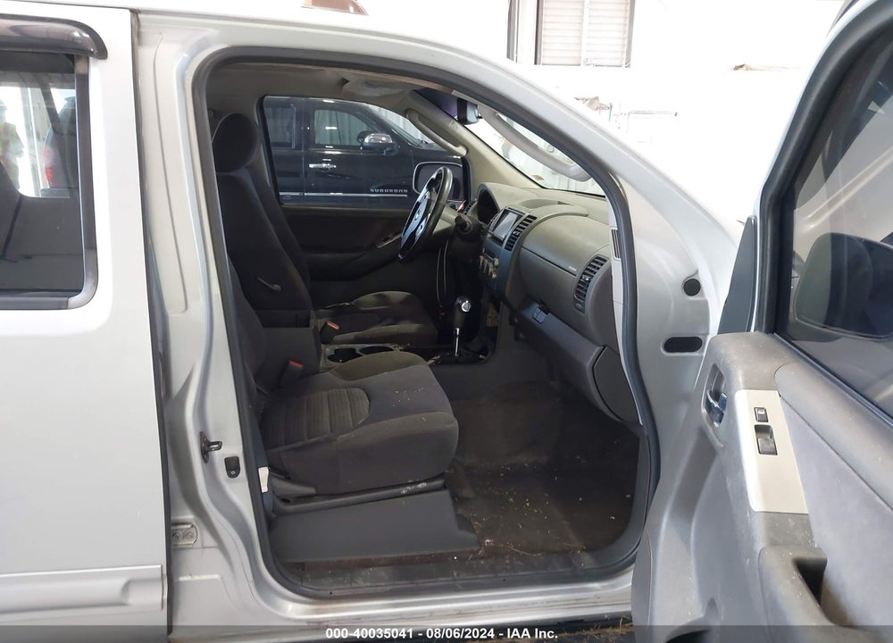 2005 NISSAN PATHFINDER SE VIN: 5N1AR18W85C775222