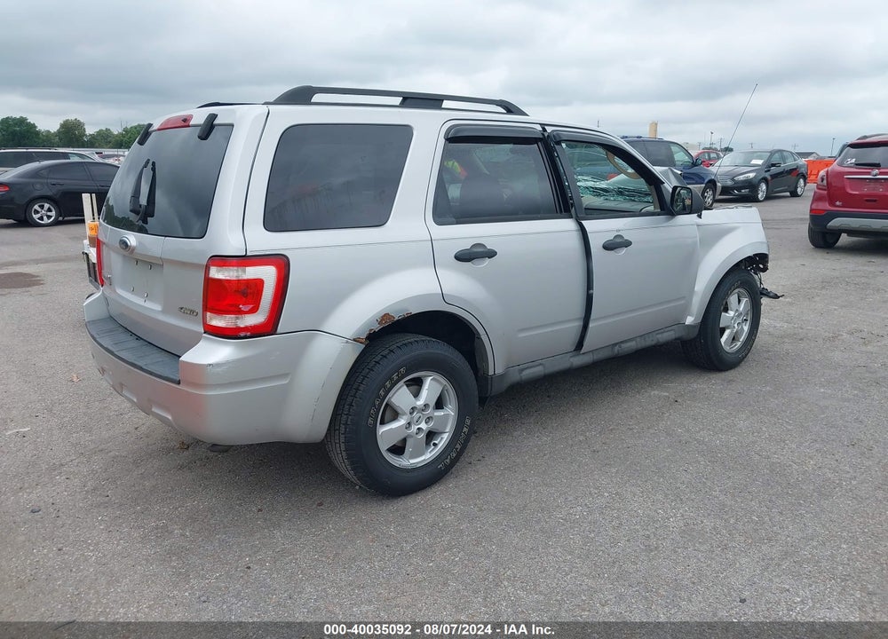 2009 FORD ESCAPE XLT VIN: 1FMCU93G29KC02205