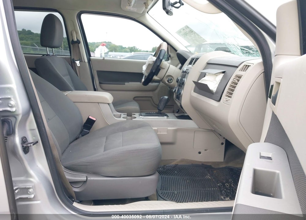 2009 FORD ESCAPE XLT VIN: 1FMCU93G29KC02205