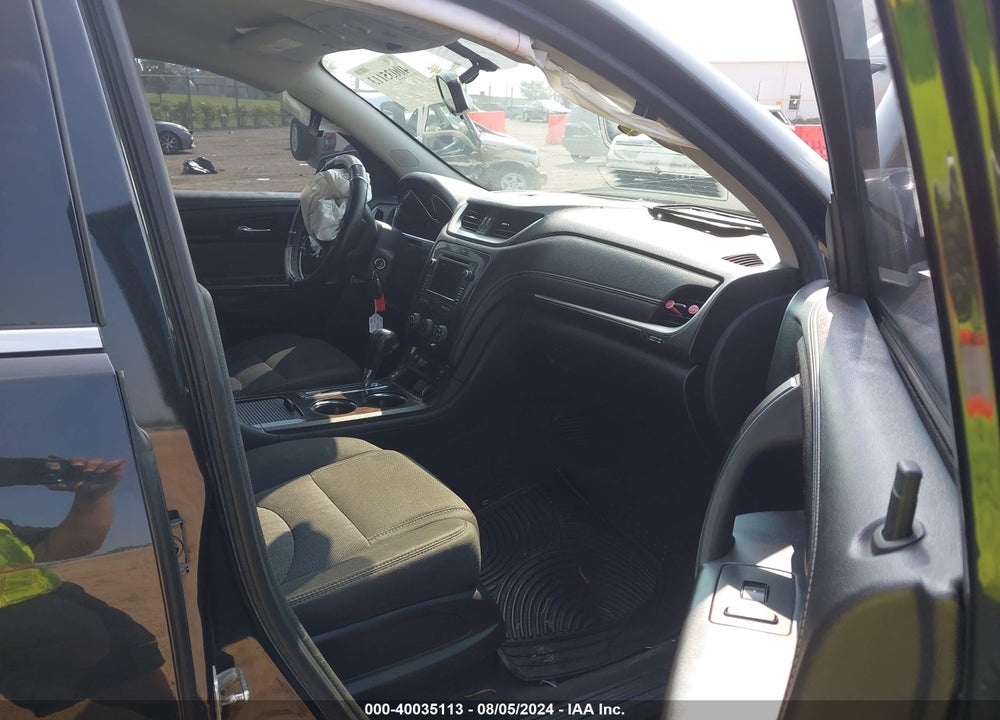 2015 CHEVROLET TRAVERSE 1LT VIN: 1GNKRGKD3FJ211842