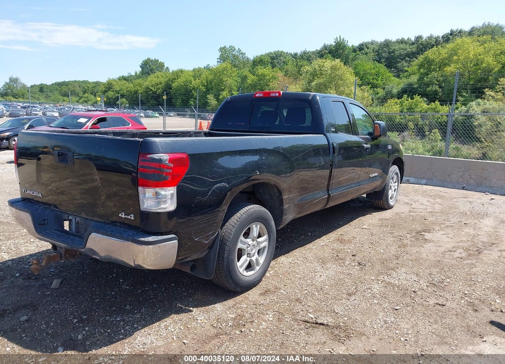 2011 TOYOTA TUNDRA SR5 5.7L V8 VIN: 5TFCY5F12BX012194