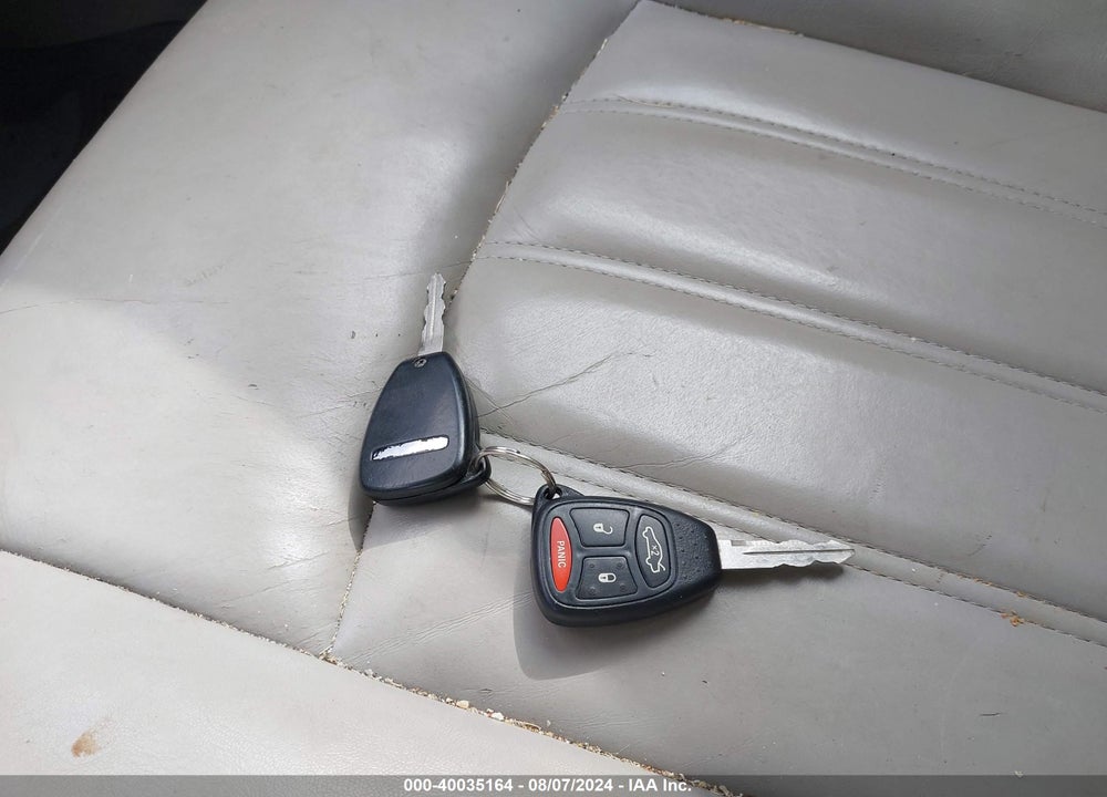 2006 CHRYSLER 300C VIN: 2C3KA63HX6H440536