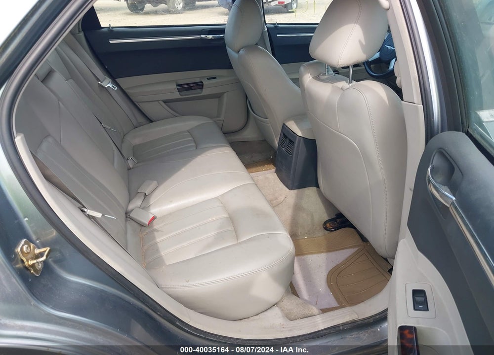 2006 CHRYSLER 300C VIN: 2C3KA63HX6H440536