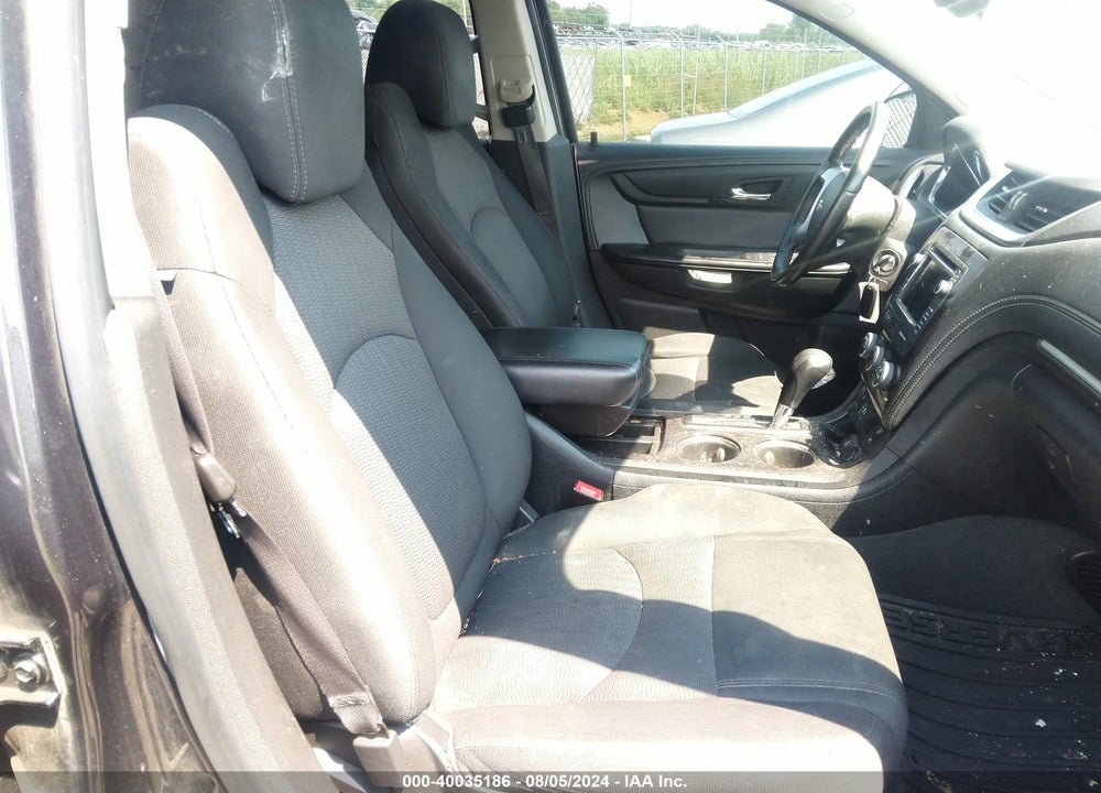 2015 CHEVROLET TRAVERSE 1LT VIN: 1GNKRGKD2FJ350103
