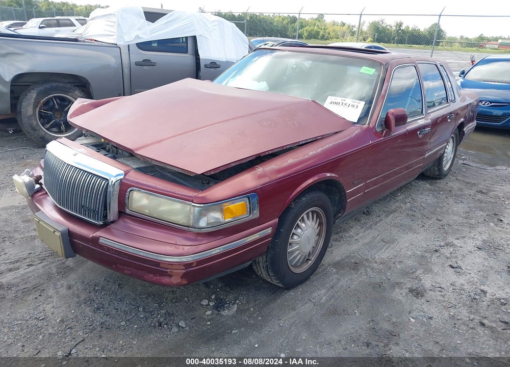 1996 LINCOLN TOWN CAR CARTIER VIN: 1LNLM83W4TY684312