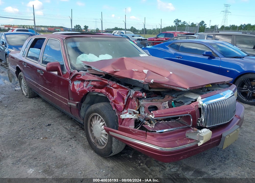1996 LINCOLN TOWN CAR CARTIER VIN: 1LNLM83W4TY684312
