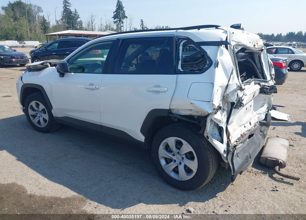 2019 TOYOTA RAV4 LE VIN: JTMF1RFV1KD520119