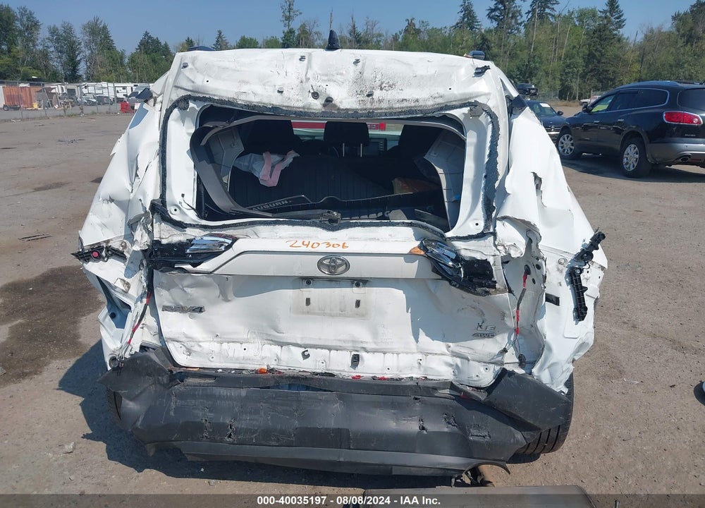2019 TOYOTA RAV4 LE VIN: JTMF1RFV1KD520119