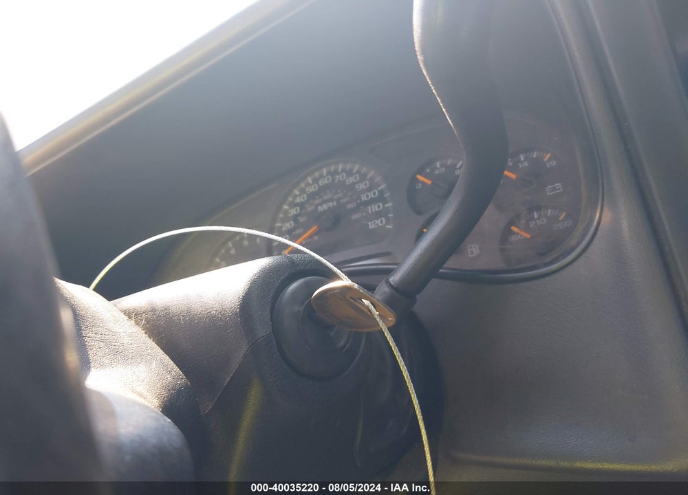 2004 GMC SIERRA 1500 SLE VIN: 2GTEC19VX41121856