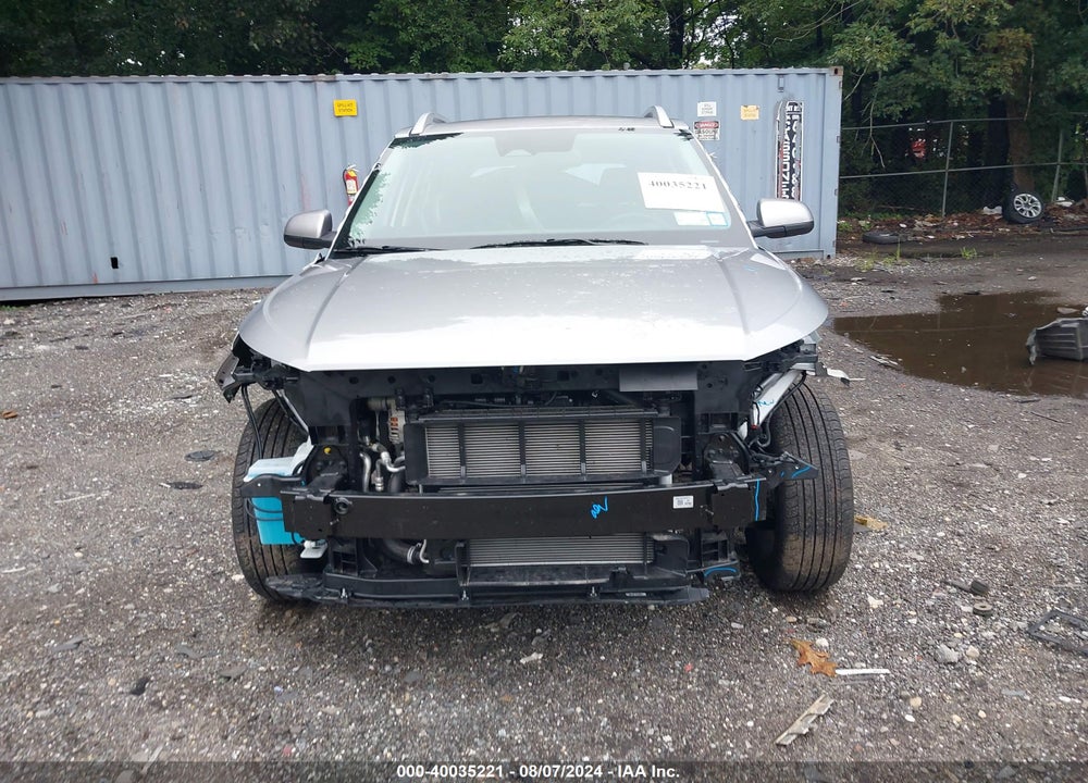2024 HYUNDAI VENUE SEL VIN: KMHRC8A36RU318034