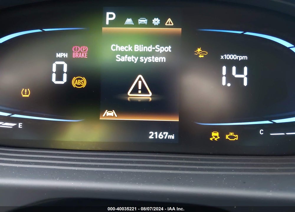 2024 HYUNDAI VENUE SEL VIN: KMHRC8A36RU318034