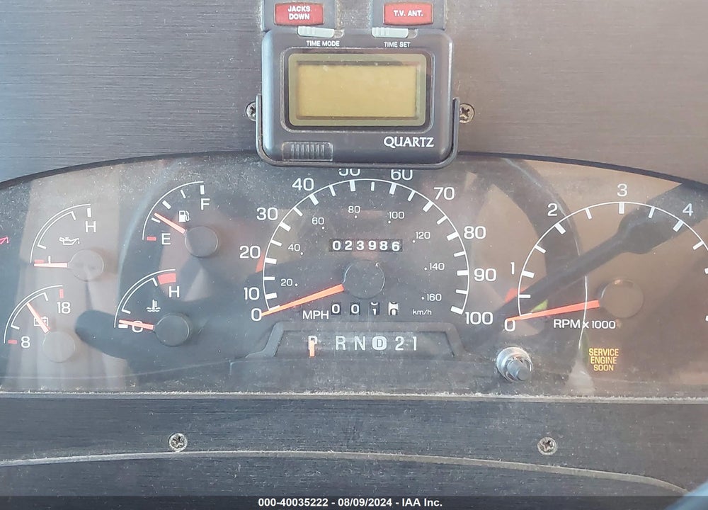 2000 HOLIDAY RAMBLER VACTIONER VIN: 3FCNF53S6YJA10394