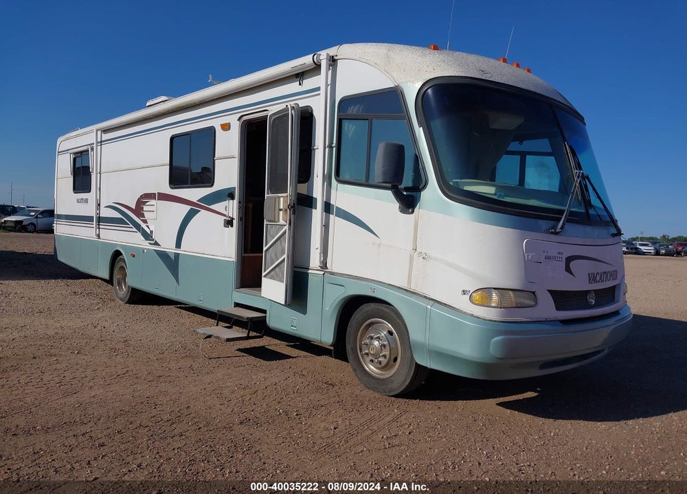 2000 HOLIDAY RAMBLER VACTIONER VIN: 3FCNF53S6YJA10394