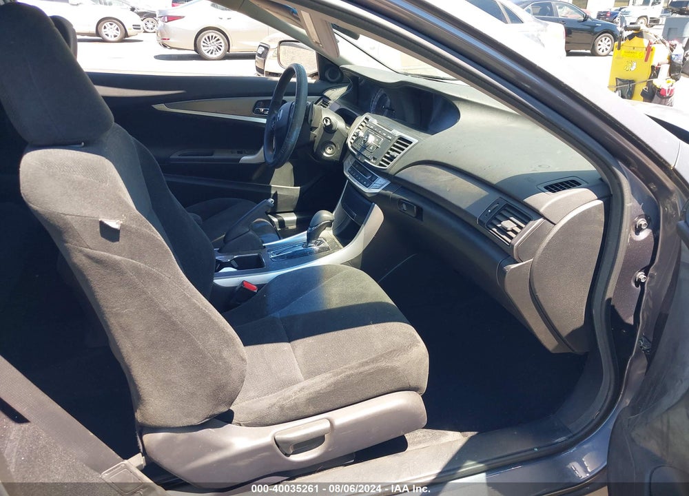 2013 HONDA ACCORD VIN: 1HGCT1B33DA019306