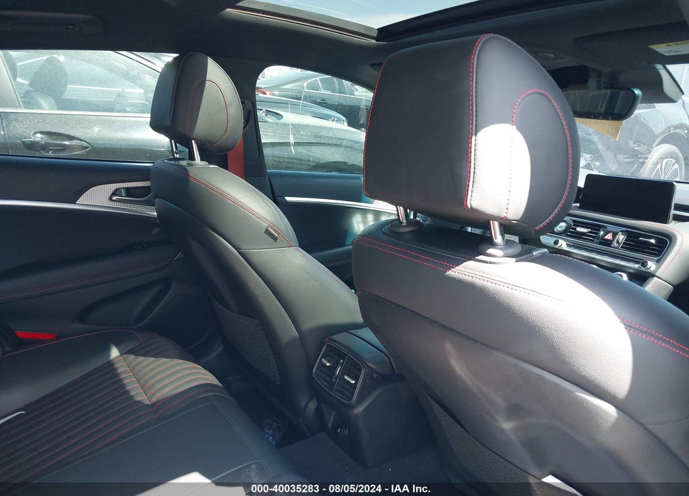 2023 GENESIS G70 2.0T AWD VIN: KMTG34TA5PU121970