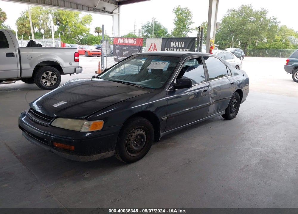 1995 HONDA ACCORD LX/EX VIN: 1HGCD5632SA160881