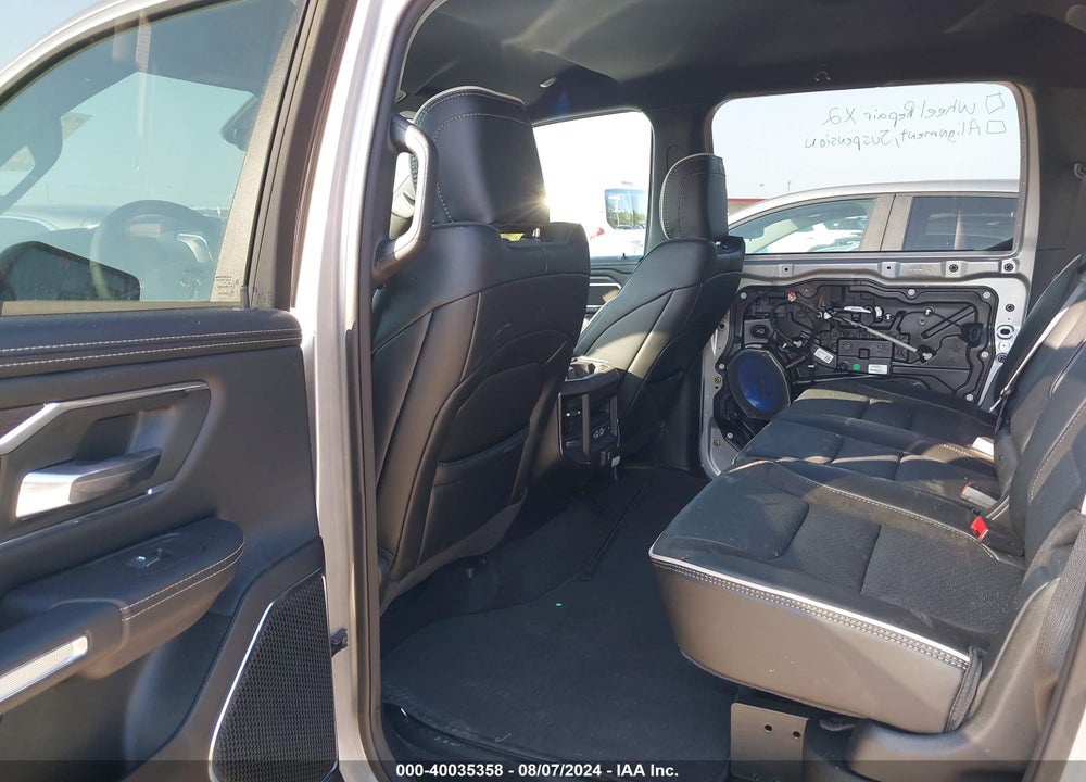 2025 RAM 1500 LAIE  4X4 5'7 BOX VIN: 1C6SRFJP4SN563224