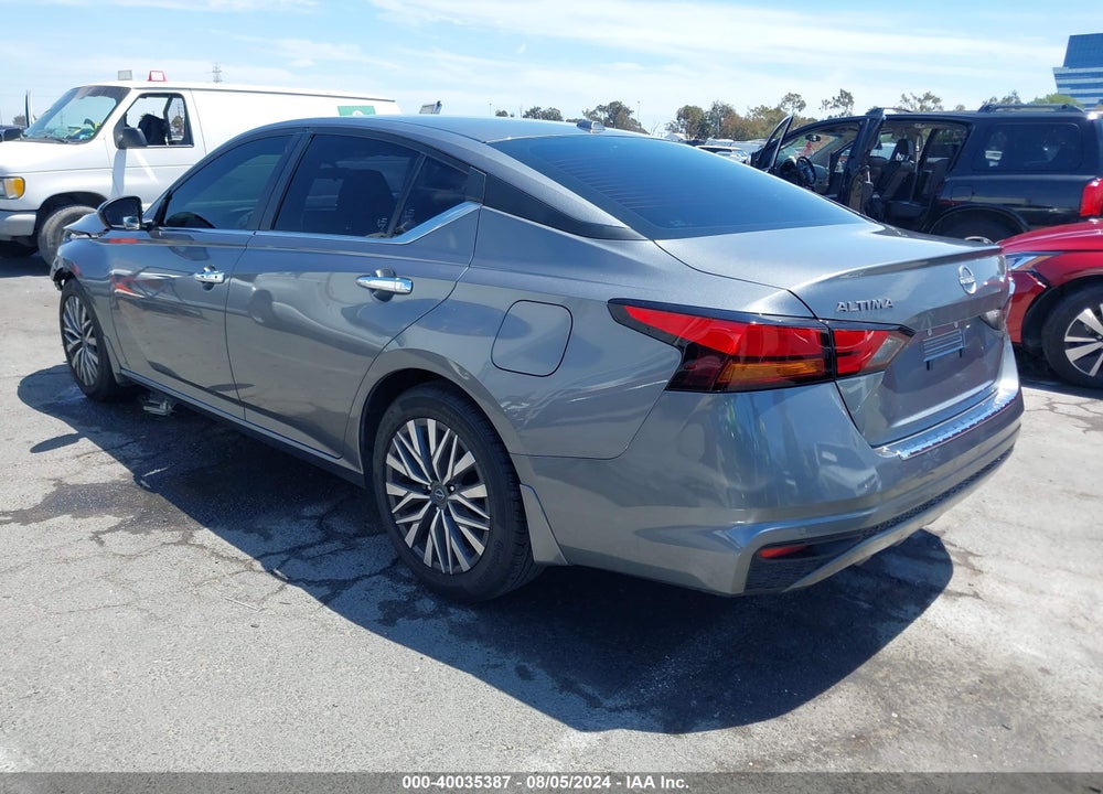 2023 NISSAN ALTIMA SV FWD VIN: 1N4BL4DV0PN327448