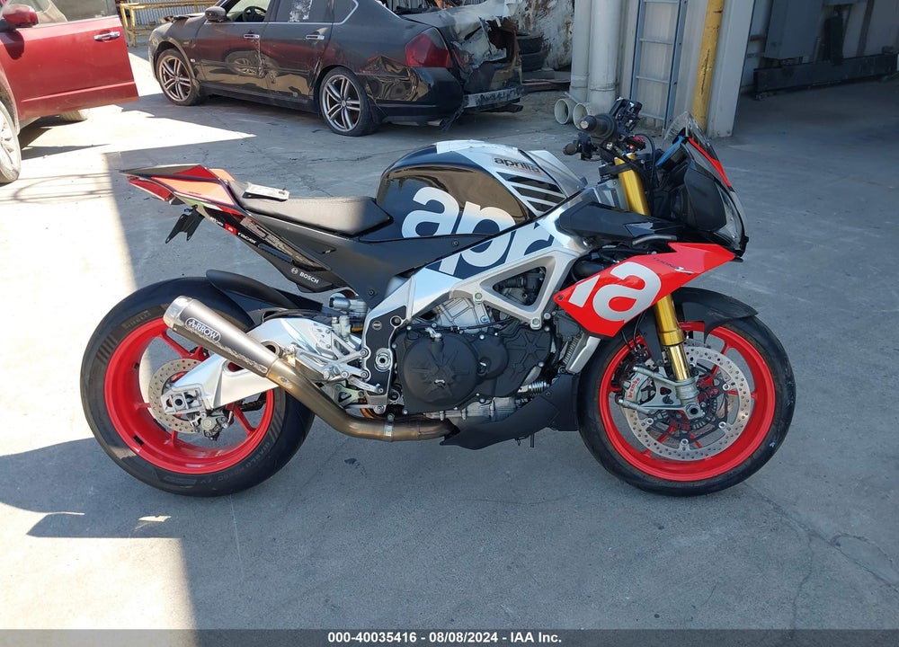 2018 APRI TUONO V4 FACTORY 110 VIN: ZD4KGUA08JS000736