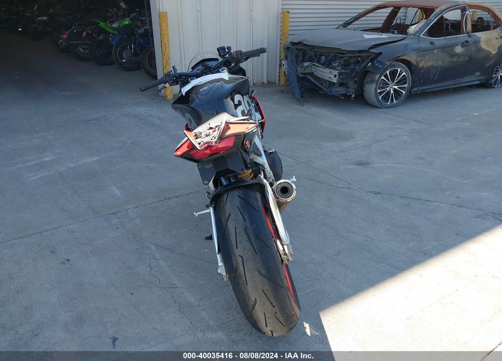 2018 APRI TUONO V4 FACTORY 110 VIN: ZD4KGUA08JS000736