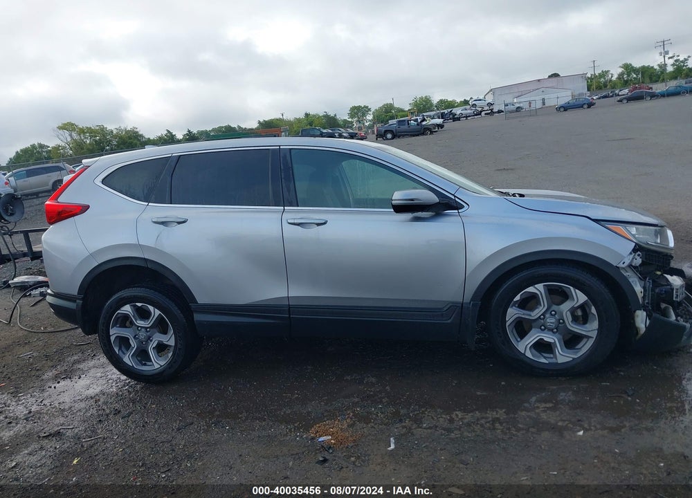 2018 HONDA CR-V EX VIN: 7FARW2H55JE070053