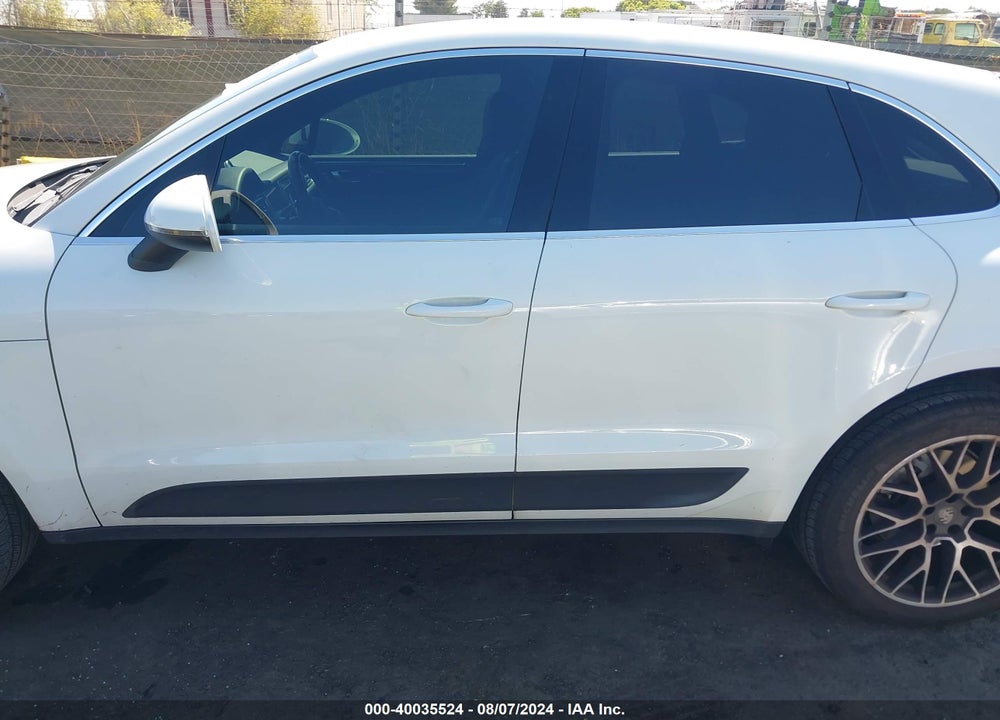 2018 PORSCHE MACAN S VIN: WP1AB2A55JLB31847