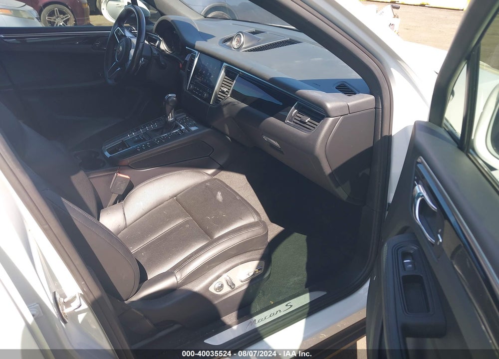 2018 PORSCHE MACAN S VIN: WP1AB2A55JLB31847