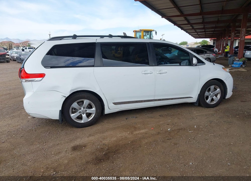 2011 TOYOTA SIENNA LE V6 VIN: 5TDKK3DC9BS152061