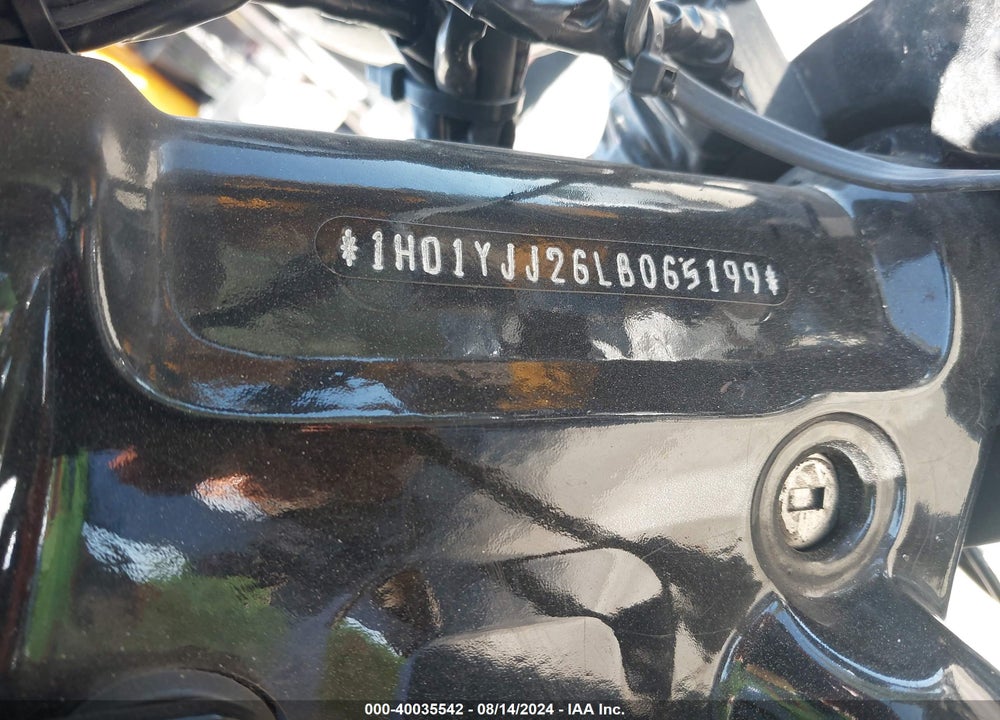 2020 HARLEY-DAVIDSON FXBB VIN: 1HD1YJJ26LB065199