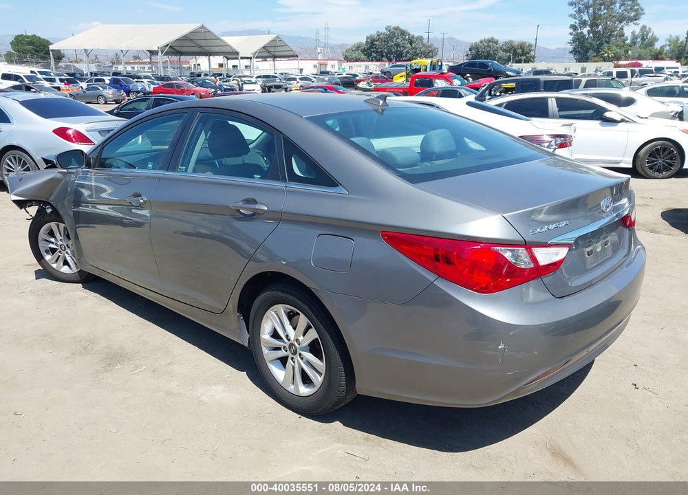 2013 HYUNDAI SONATA GLS VIN: 5NPEB4AC9DH702228
