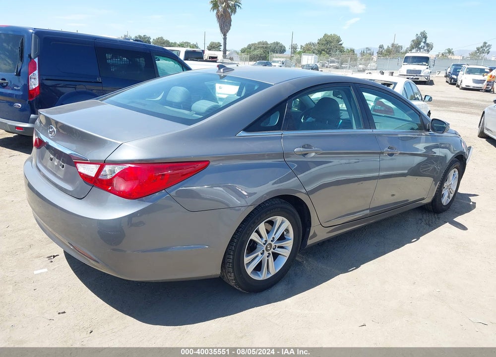 2013 HYUNDAI SONATA GLS VIN: 5NPEB4AC9DH702228