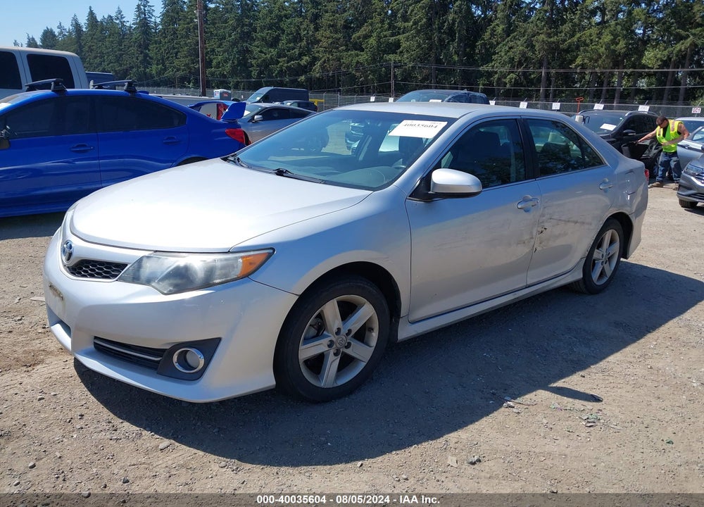 2014 TOYOTA CAMRY SE VIN: 4T1BF1FK2EU401549