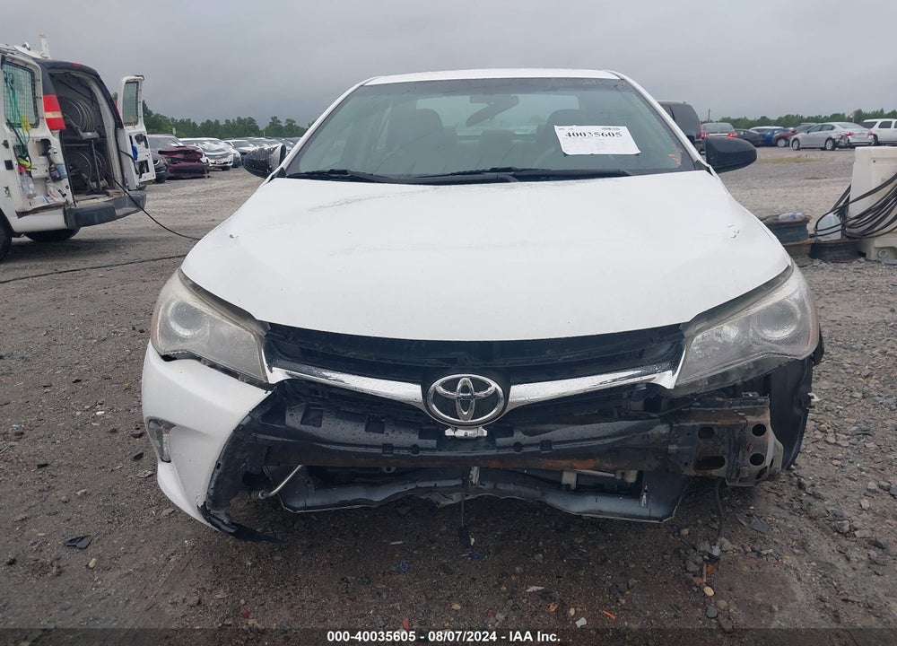 2017 TOYOTA CAMRY SE VIN: 4T1BF1FK8HU678646