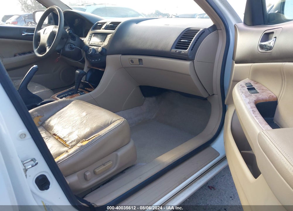 2005 HONDA ACCORD 3.0 EX VIN: 1HGCM66545A007141