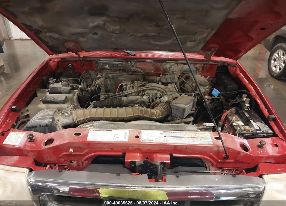 2000 FORD RANGER XL/XLT VIN: 1FTYR14V0YPB38046