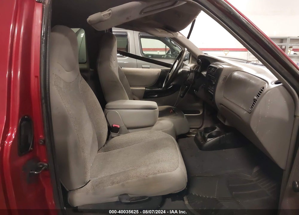 2000 FORD RANGER XL/XLT VIN: 1FTYR14V0YPB38046
