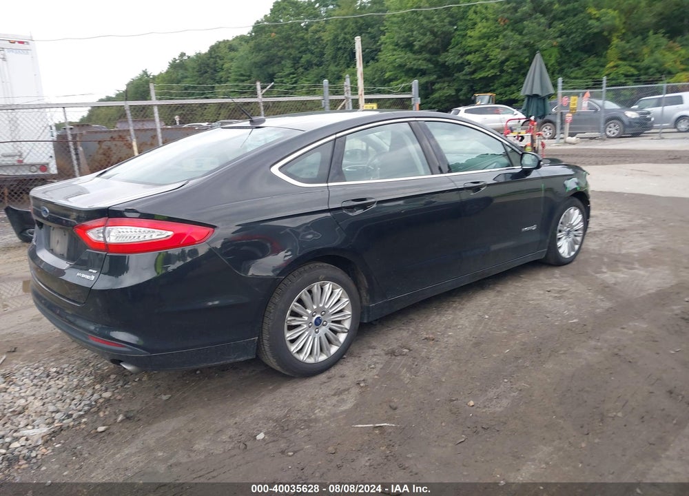 2015 FORD FUSION HYBRID SE VIN: 3FA6P0LUXFR201861