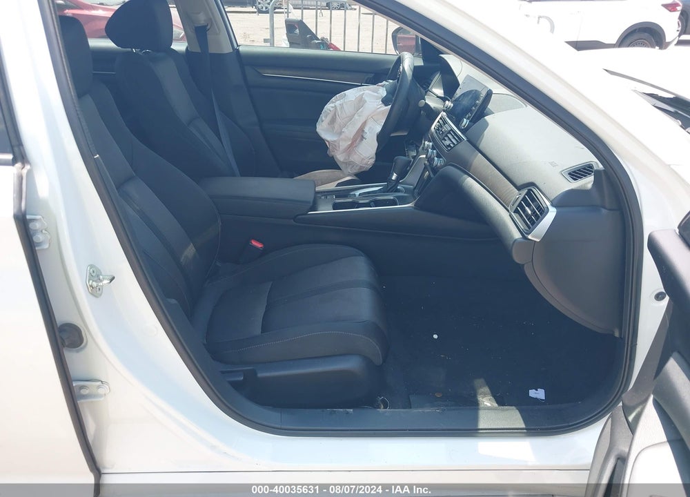 2018 HONDA ACCORD EX VIN: 1HGCV1F4XJA171706