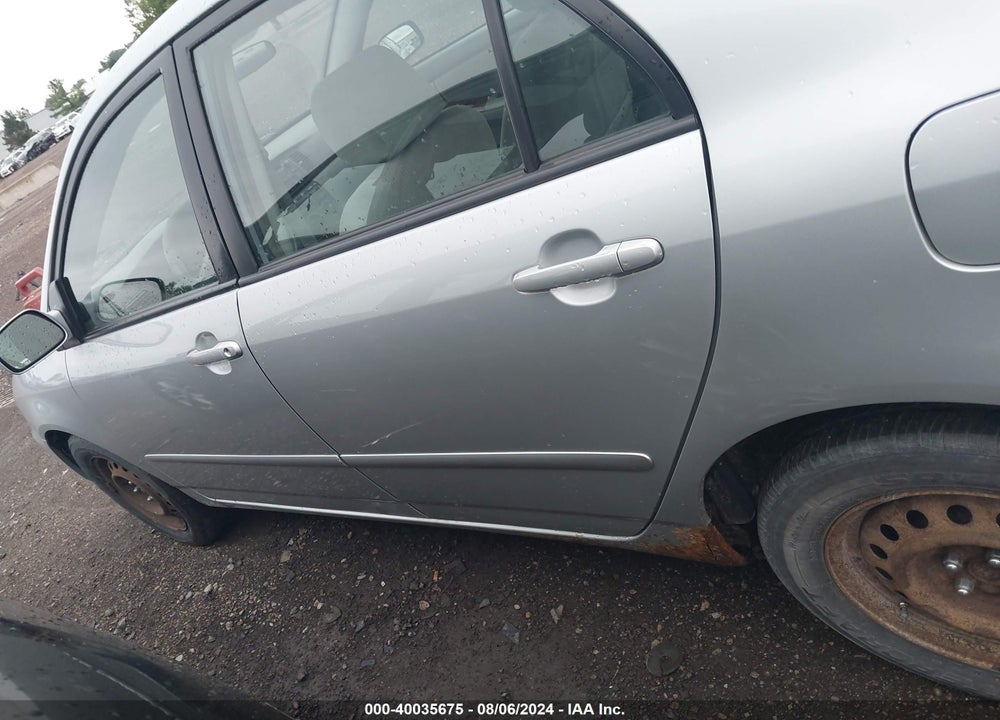 2008 TOYOTA COROLLA LE VIN: 1NXBR32E58Z972007