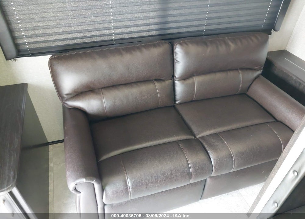 2019 GRAND DESIGN IMAGINE M2500RL VIN: 573TE302XK6613740