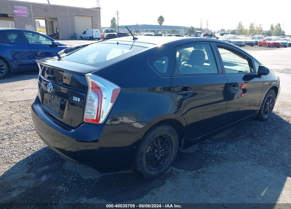 2015 TOYOTA PRIUS TWO VIN: JTDKN3DU3F0460013