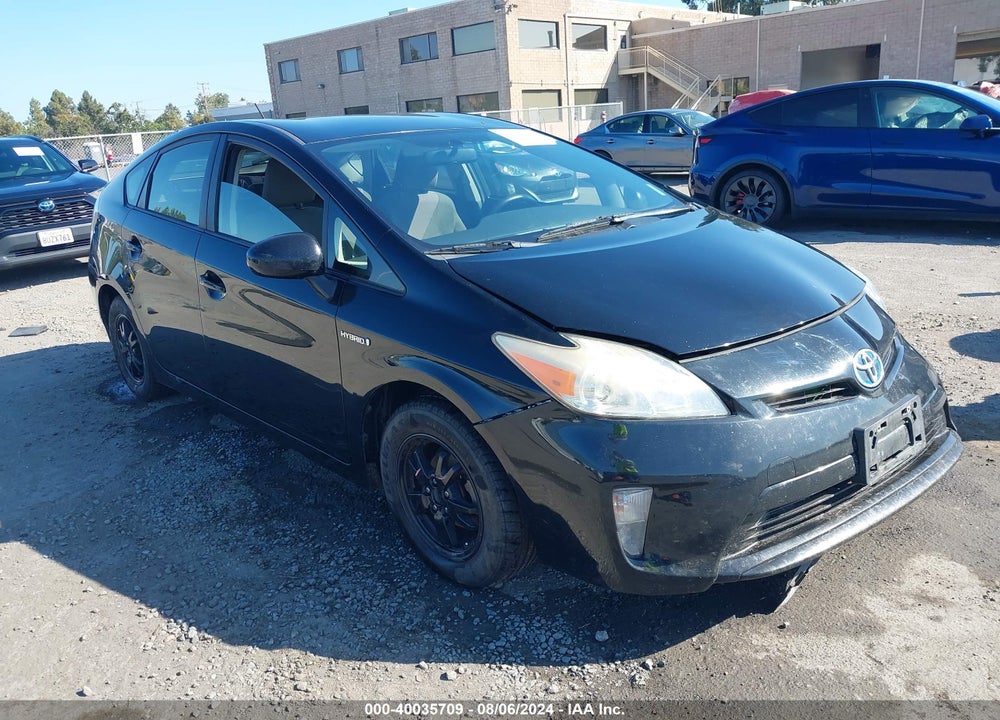 2015 TOYOTA PRIUS TWO VIN: JTDKN3DU3F0460013
