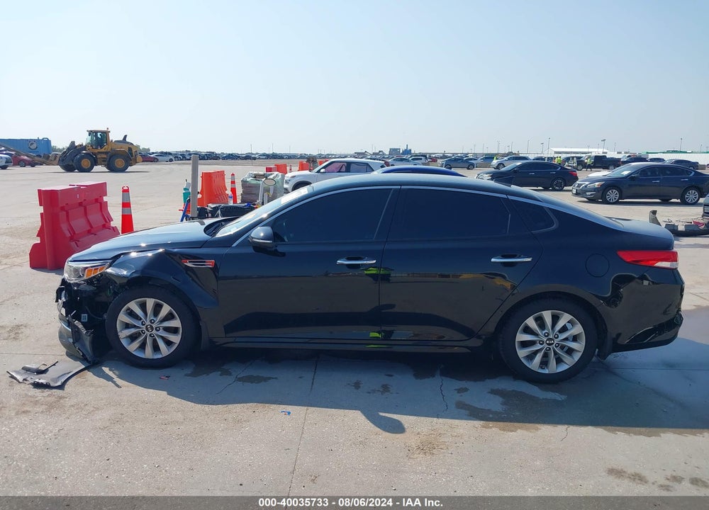 2016 KIA OPTIMA EX VIN: 5XXGU4L31GG121242