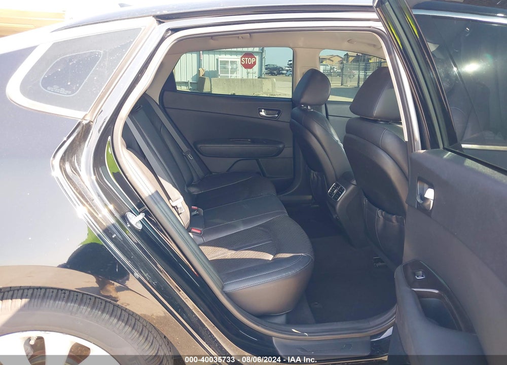 2016 KIA OPTIMA EX VIN: 5XXGU4L31GG121242