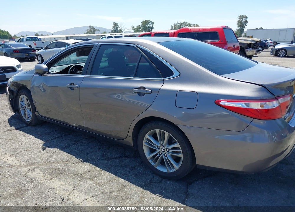 2015 TOYOTA CAMRY SE VIN: 4T1BF1FK9FU995560