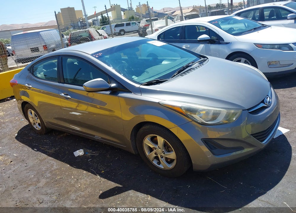 2014 HYUNDAI ELANTRA SE VIN: 5NPDH4AE8EH455684