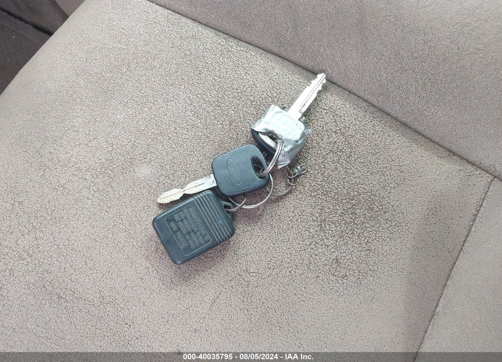 2004 FORD FOCUS ZTS VIN: 1FAFP38Z14W202770
