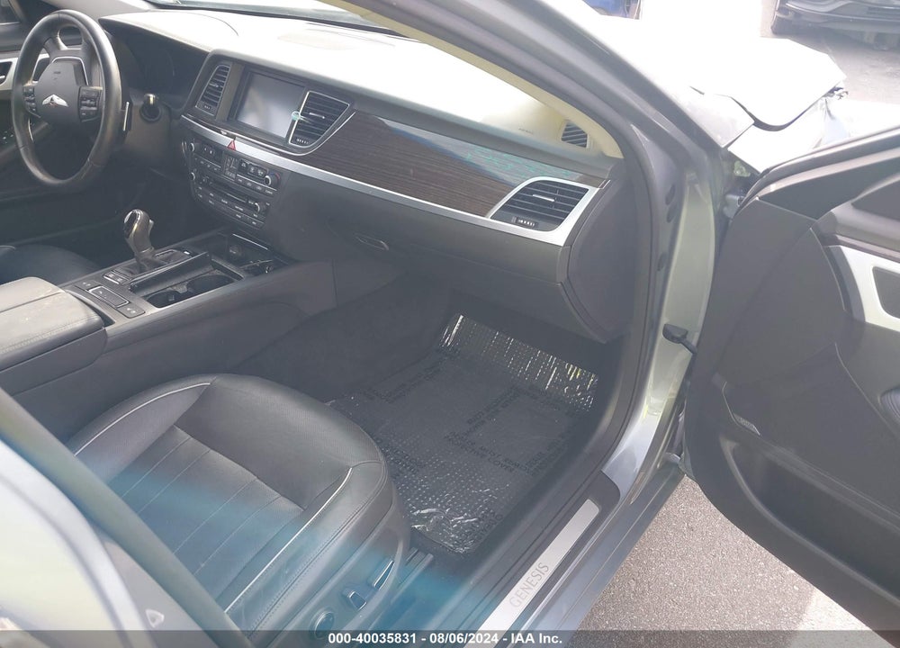 2016 HYUNDAI GENESIS 3.8 VIN: KMHGN4JE6GU133605
